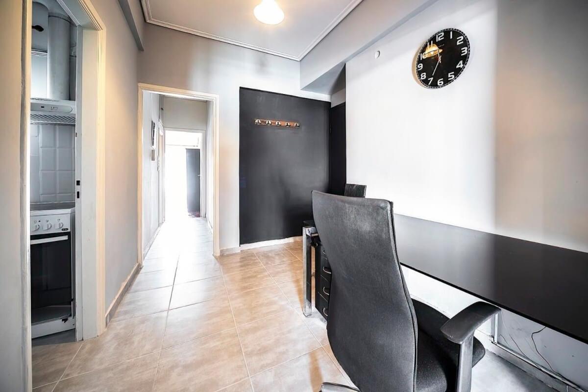 Topfloor Central Apt With Urban Views,3' To Metro Αθήνα Εξωτερικό φωτογραφία